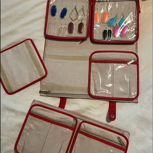 Kendra Scott jewelry envelopes- great for travel!